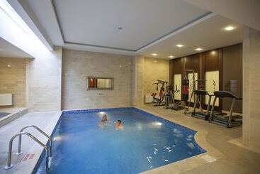 Safir Hotel