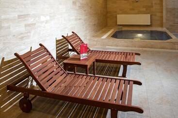 Safir Hotel