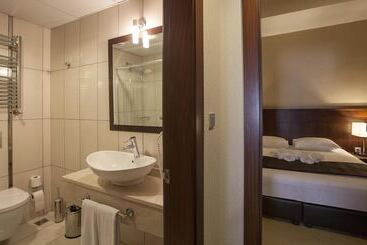 Safir Hotel