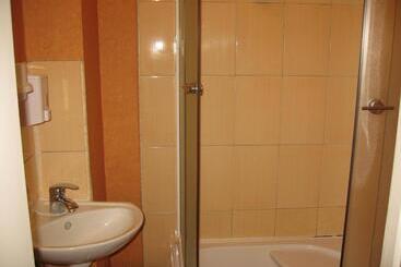 هاستل Central Park Rooms
