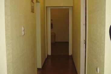 هاستل Central Park Rooms