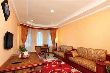 Emarald Hotels