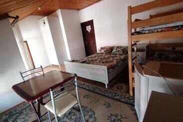 Hostel Valentin