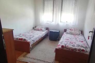 Hostel Valentin