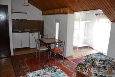 Hostel Valentin
