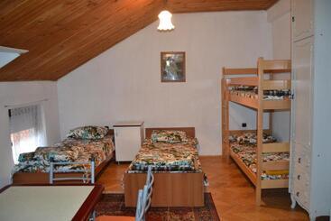 Hostel Valentin