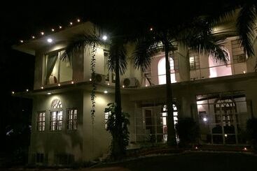 هتل Barwara Kothi