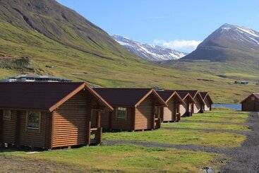 هتل Brimnes Cabins