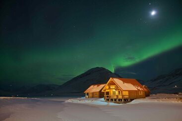 هتل Brimnes Cabins