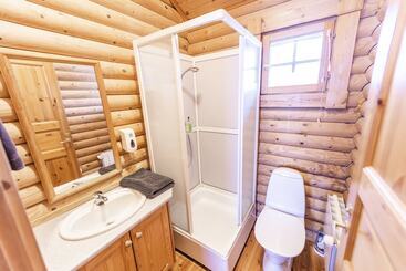 هتل Brimnes Cabins