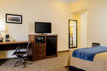 هتل Comfort Inn Monterey Peninsula Airport