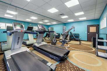 هتل Comfort Inn & Suites Oklahoma City West  I40