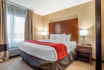 Hotel Comfort Suites
