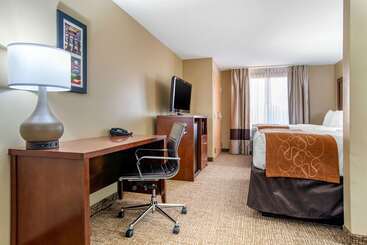 Hotel Comfort Suites