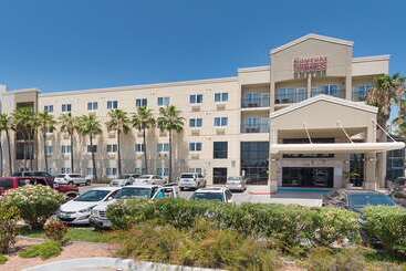 هتل Comfort Suites Beachside