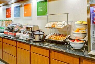 هتل Comfort Suites Tyler South