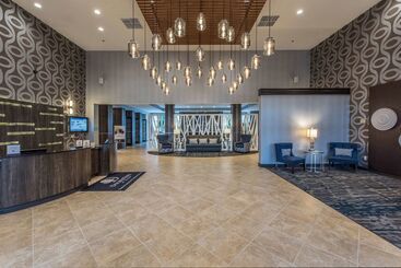 هتل Doubletree By Hilton North Charleston   Convention Center