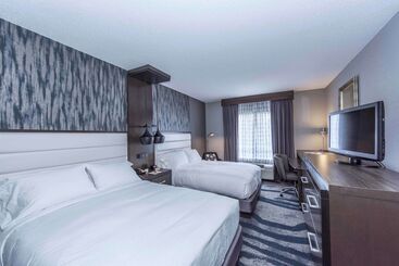 هتل Doubletree By Hilton North Charleston   Convention Center