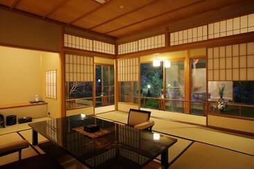 هتل Unzen Hanzuiryo By Onko Chishin