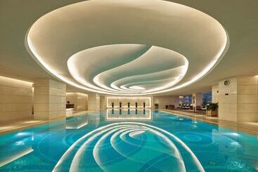 هتل Hilton Dalian