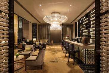 Отель Hilton Dalian