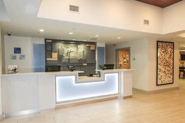 Holiday Inn Express Hotel & Suites Charleston North, An Ihg