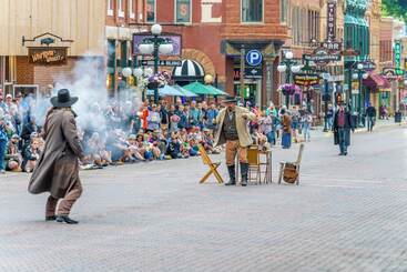 Holiday Inn Express Hotel & Suites Deadwood Gold Dust Casino By Ihg
