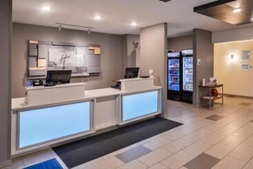 Holiday Inn Express Hotel & Suites Sioux Falls At Empire Mall, An Ihg
