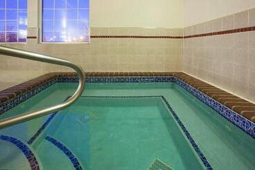 Holiday Inn Express Hotel & Suites Sioux Falls At Empire Mall, An Ihg