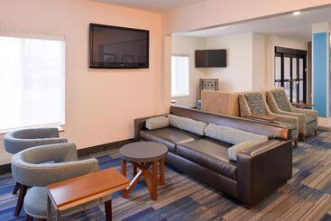 Holiday Inn Express Hotel & Suites Sioux Falls At Empire Mall, An Ihg