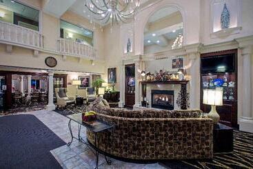 Holiday Inn Express Hotel & Suites Youngstown North Warren/niles, An Ihg