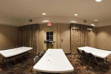 Holiday Inn Express Hotel & Suites Okmulgee By Ihg