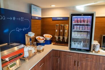 هتل Holiday Inn Express Maspeth, An Ihg