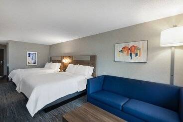 فندق Holiday Inn Express & Suites Wadsworth, An Ihg