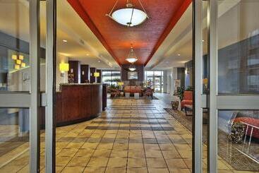酒店 Holiday Inn & Suites Green Bay Stadium, An Ihg