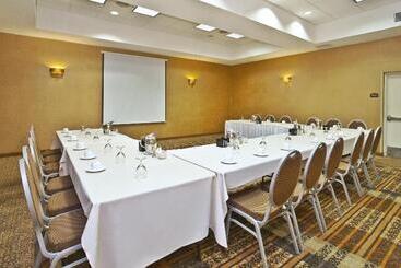 酒店 Holiday Inn & Suites Green Bay Stadium, An Ihg