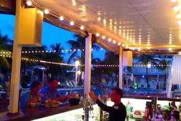 هتل Ibis Bay Resort