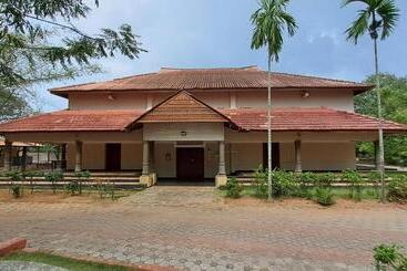 هتل Kairali Heritage Resort