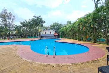 هتل Kairali Heritage Resort