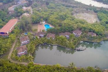 هتل Kairali Heritage Resort