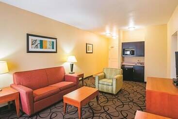 هتل La Quinta By Wyndham Ft. Worth   Forest Hill, Tx