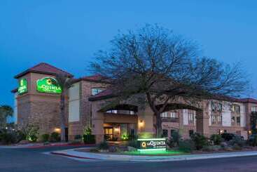 هتل La Quinta By Wyndham Las Vegas Airport South