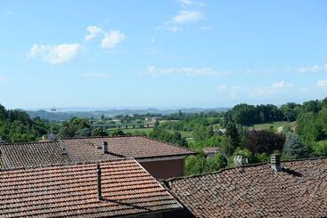 هتل La Valle B&b
