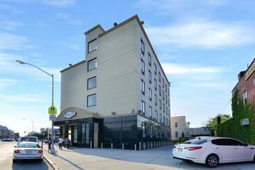 هتل Lex View Inn At Jfk Airport