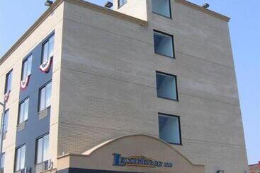 هتل Lex View Inn At Jfk Airport