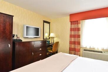 هتل Lex View Inn At Jfk Airport