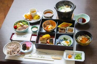 هتل Miyarikyu