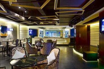 هتل Pullman Dongguan Changan