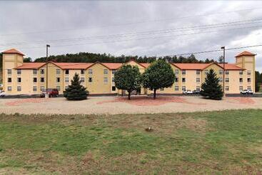 בית מלון כפרי Ruidoso Mountain Inn