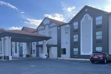 בית מלון כפרי Ruidoso Mountain Inn
